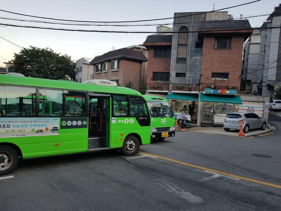 סיאול Gyeongbokgung Palace Seochon Christian Home - Foreigner Only מראה חיצוני תמונה